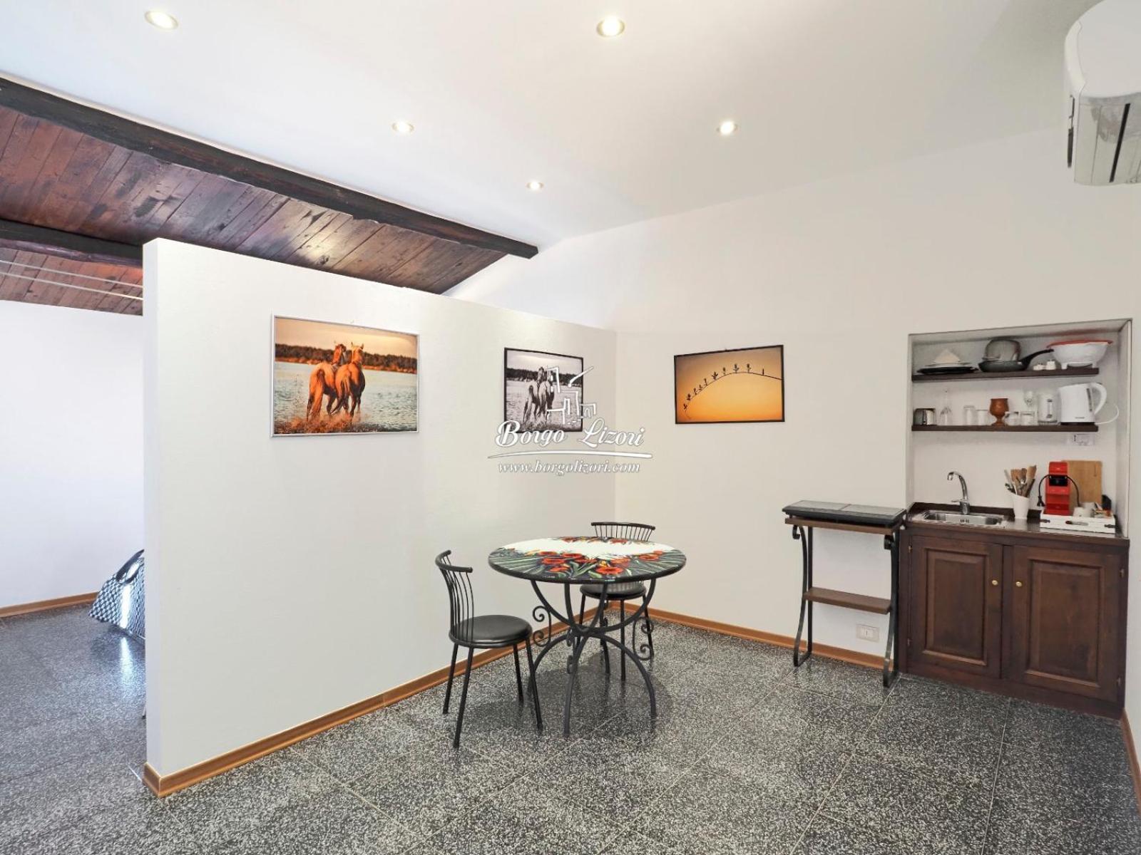 Relais Borgo Lizori Country House Campello sul Clitunno Exterior photo