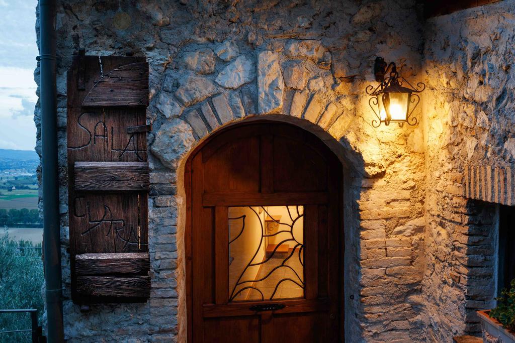 Relais Borgo Lizori Country House Campello sul Clitunno Exterior photo